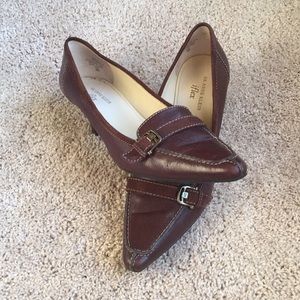 Brown Anne Klein heels